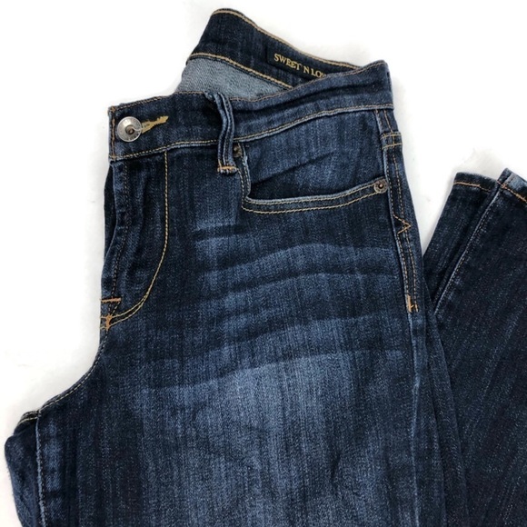 Lucky Brand Women's Size 6/28 Sweet N Low Dark Wash Distressed Bootcut J… - Picture 3 of 12
